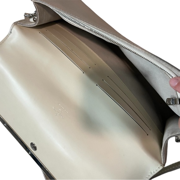 Louis Vuitton, clutch bag - Picture 2 of 3